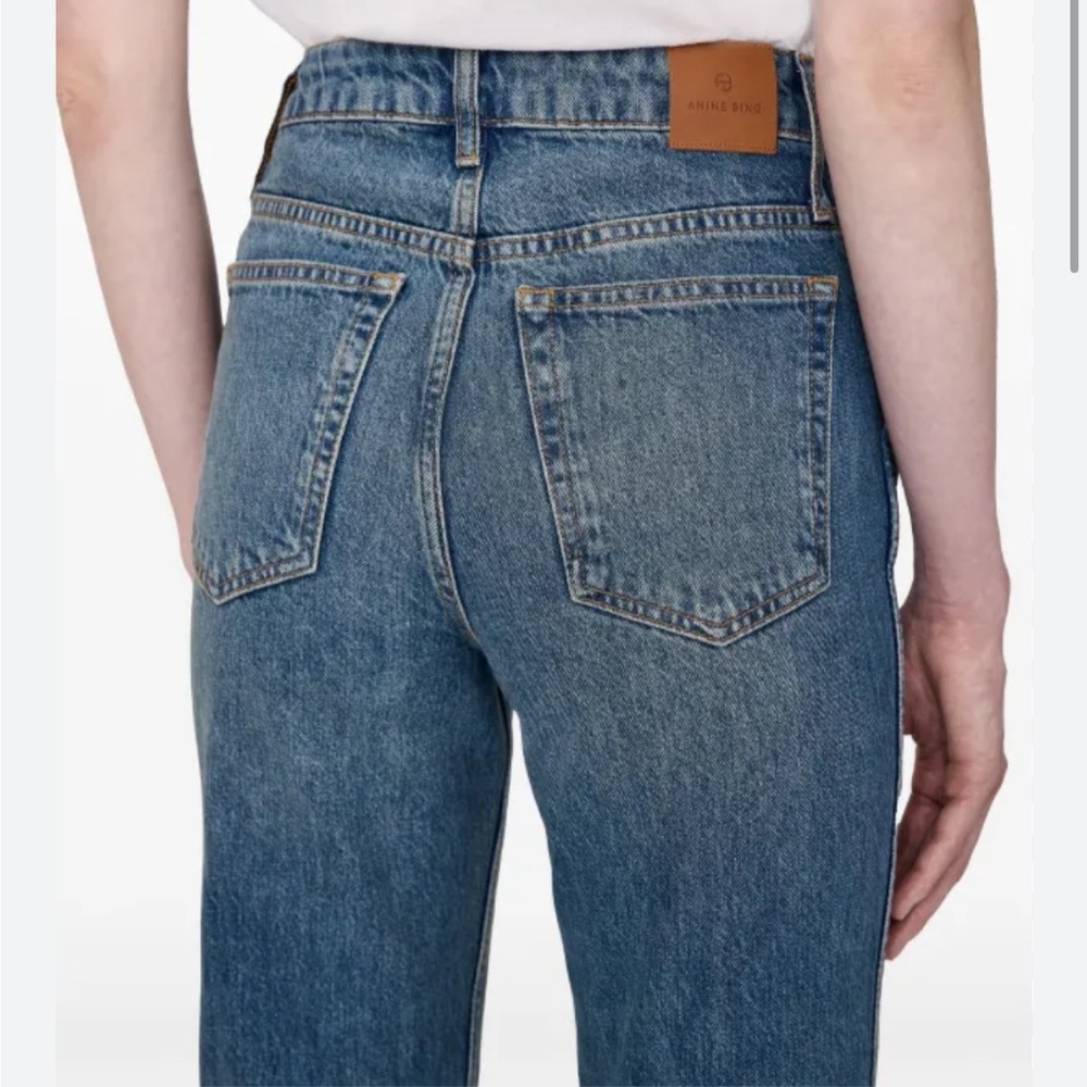 Anine Bing Jeans size 25 medium wash 100% cotton frayed hem zipper fly